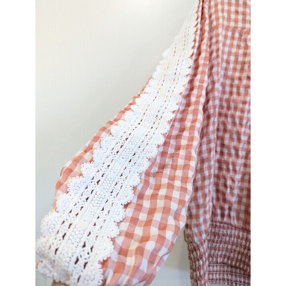 Suzanne Betro Blouse Womens Plus Size 1X Pink Gingham Crochet Top - Picture 5 of 11